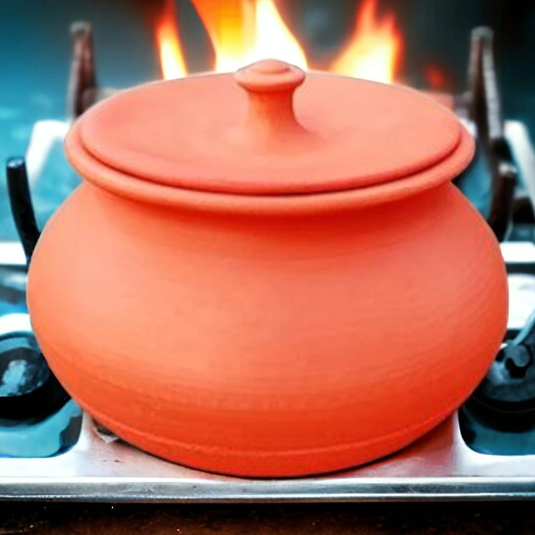 Tamas Handcrafte Natural Clay Handi (Brown)